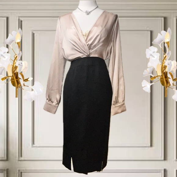 Nicole Miller Champagne Satin Long Sleeve Twist Blouse Top Sz M - Picture 6 of 16